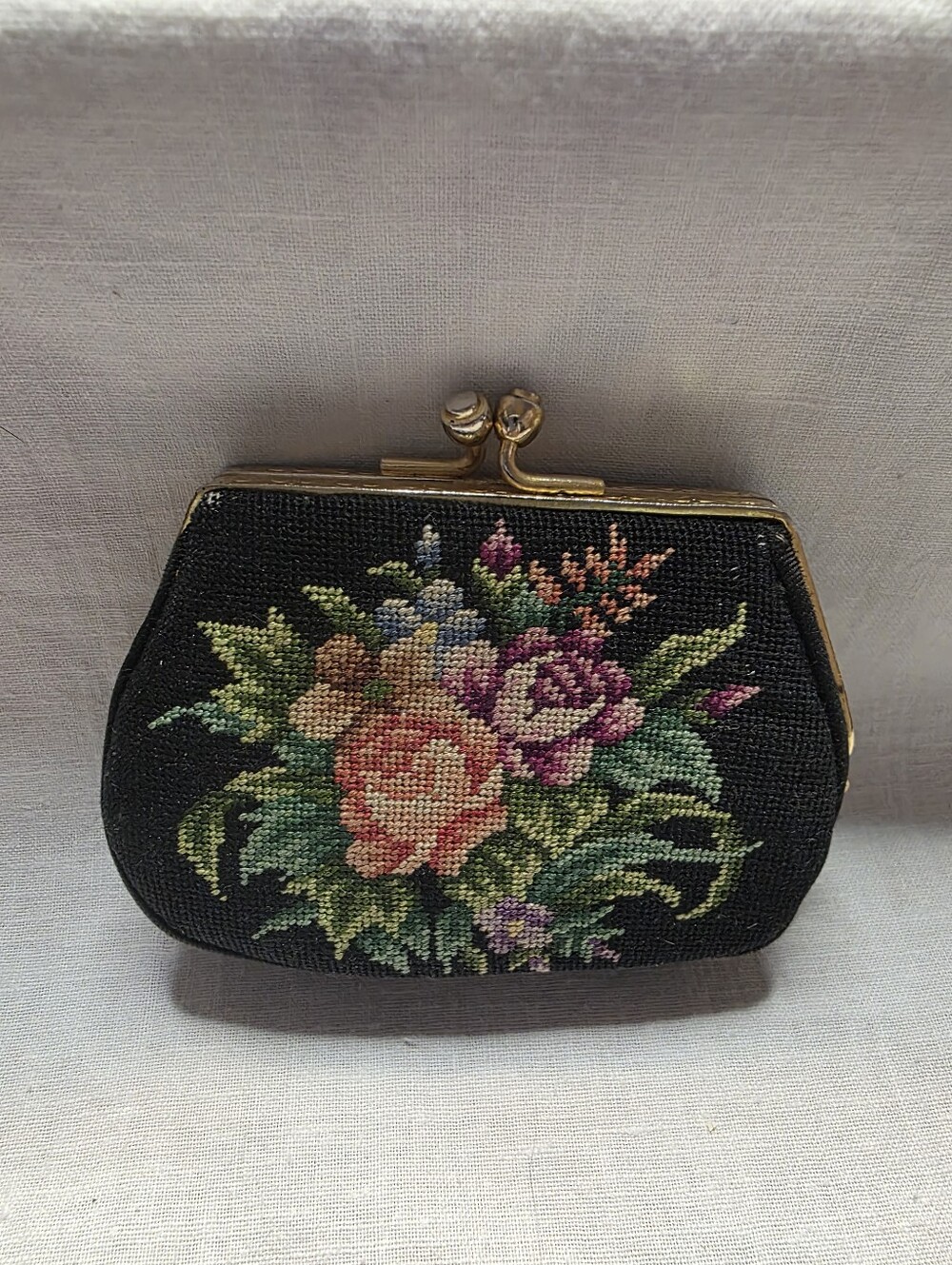 Vintage And Beautiful Petit Point Tapestry Embroidered Change Purse